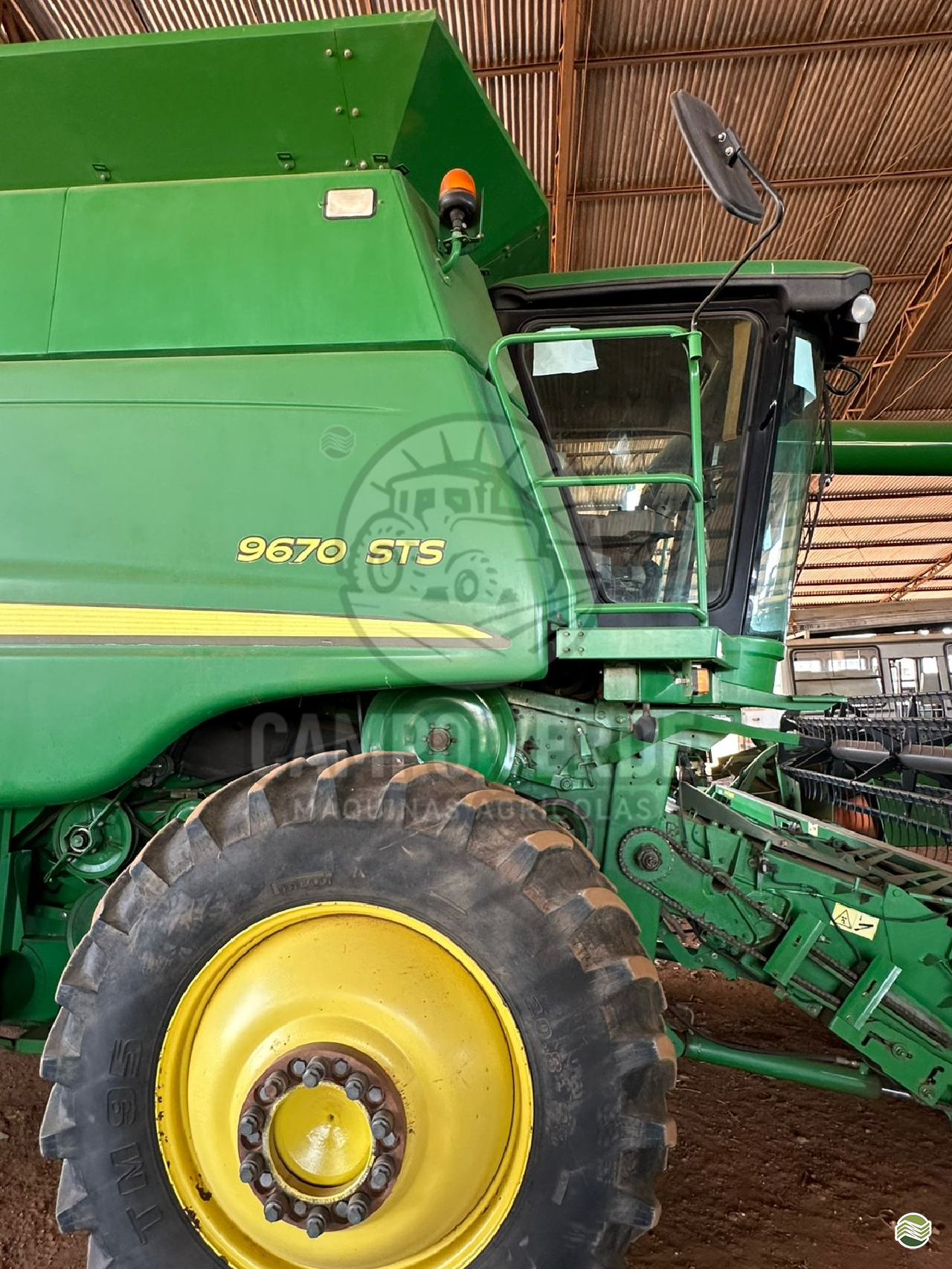 COLHEITADEIRA JOHN DEERE JOHN DEERE 9670 STS Campo Verde Máquinas Agrícolas CAMPO VERDE MATO GROSSO MT